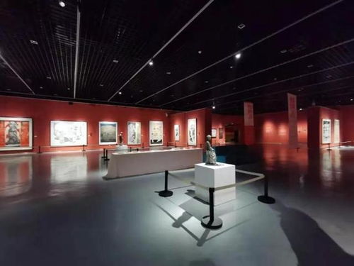 花繁葉茂啟新程 遵義會(huì)議召開85周年美術(shù)作品展的時(shí)代回響